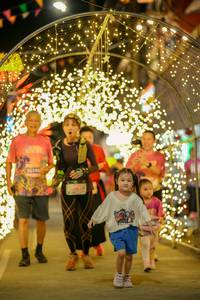 BIB: 
                            <button type="button" onclick="openModal(24743043)" class="btn btn-primary btn-sm float-right btn-popup" data-toggle="modal" data-target=".modal-high-quality">
                        <i class="fas fa-shopping-cart"></i> Add to Cart
                    </button>
                                            <button type="button" onclick="isThisMe(24743043, true)" class="btn btn-success btn-sm float-right btn-popup btn-isme hidden" data-toggle="tooltip" data-placement="bottom" title="นี่คือรูปของคุณใช่ไหม คลิกที่นี่เพื่อเอาเข้าอัลบั้ม">
                        <i class="fas fa-plus"></i> Add to album
                    </button>
                    <button type="button" onclick="isThisMe(24743043, false)" class="btn btn-warning btn-sm float-right btn-popup btn-isnotme hidden">
                        <i class="fas fa-ban"></i> Remove from album
                    </button>